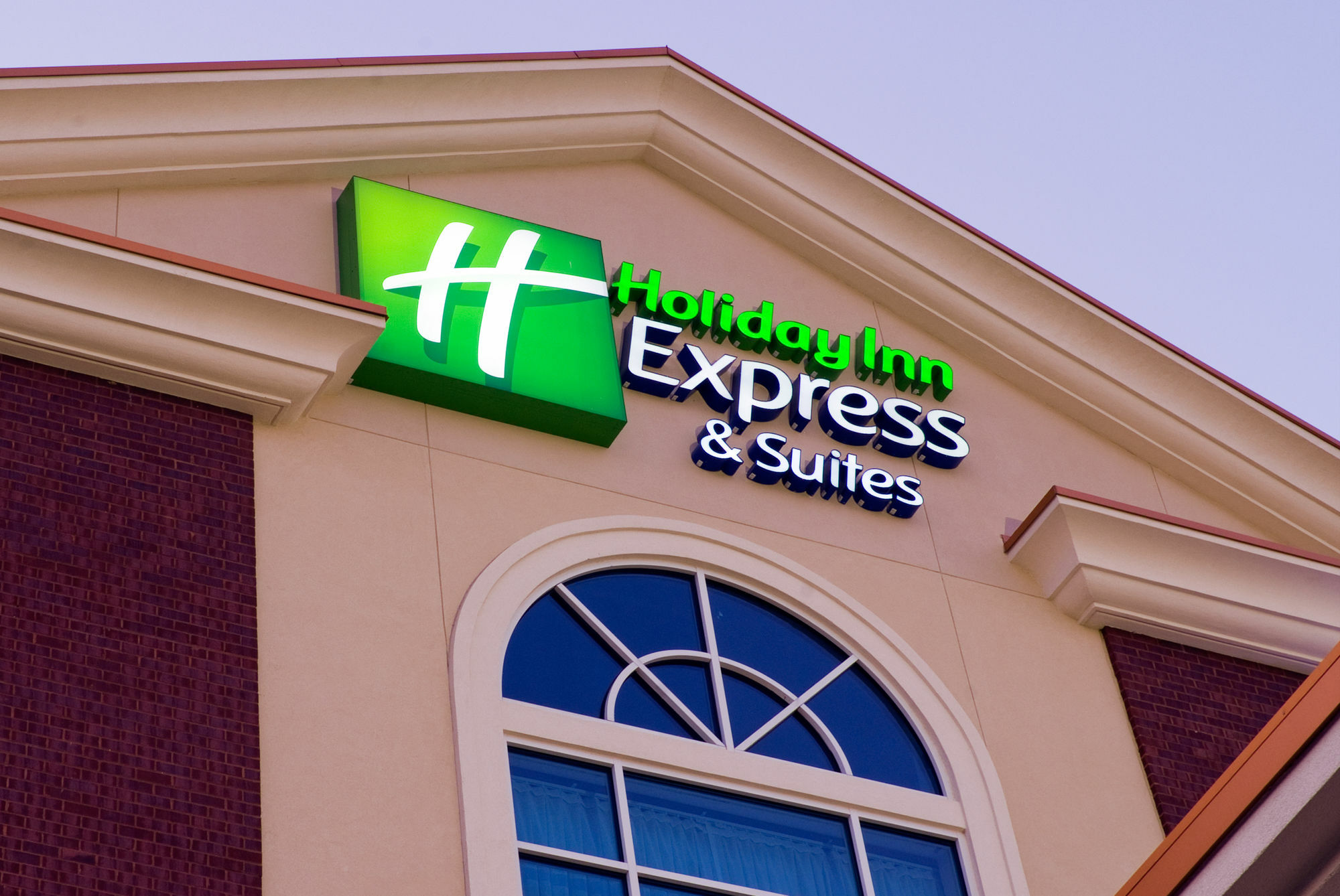 Holiday Inn Express Hotel & Suites Columbia-Fort Jackson By Ihg Екстериор снимка