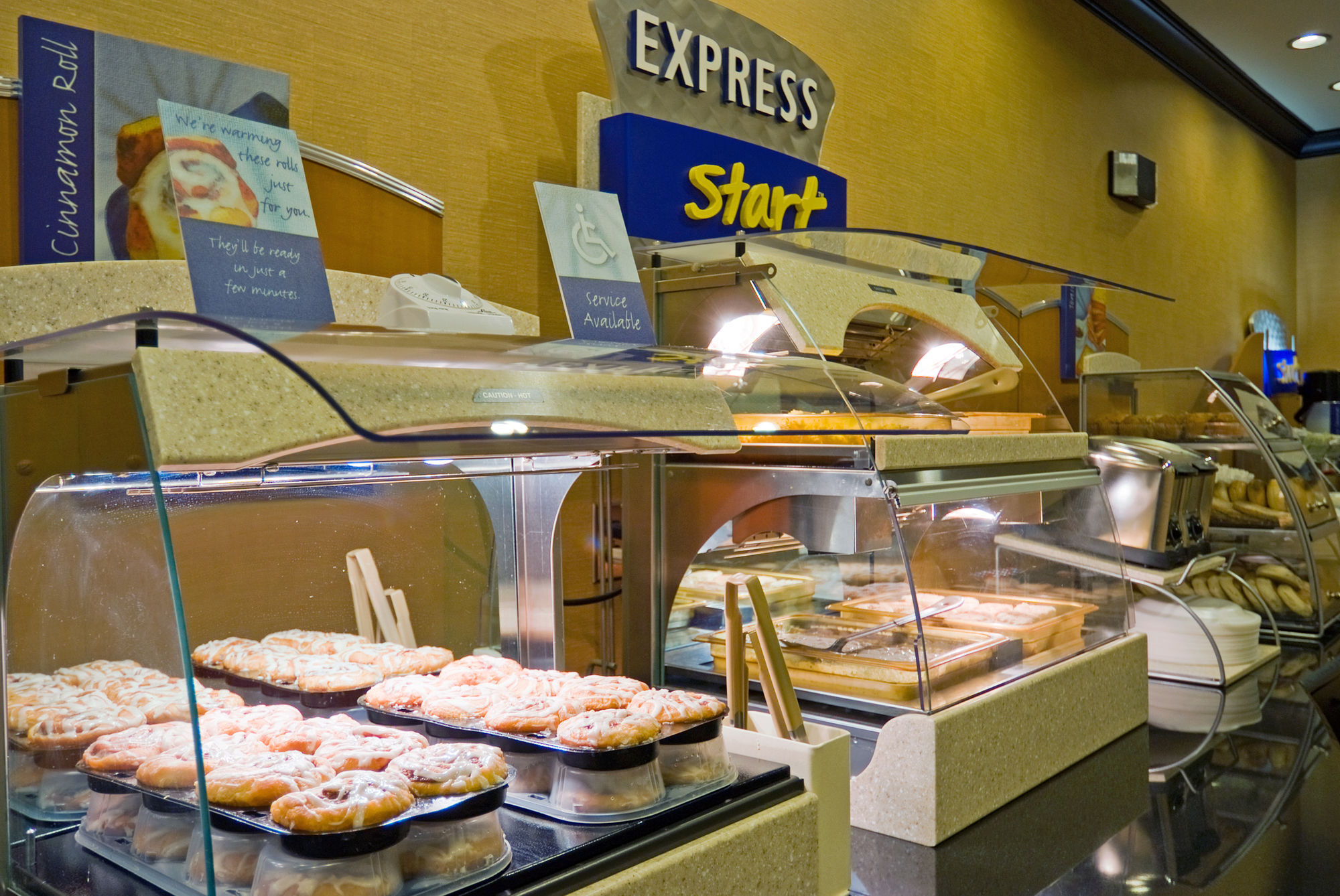 Holiday Inn Express Hotel & Suites Columbia-Fort Jackson By Ihg Екстериор снимка